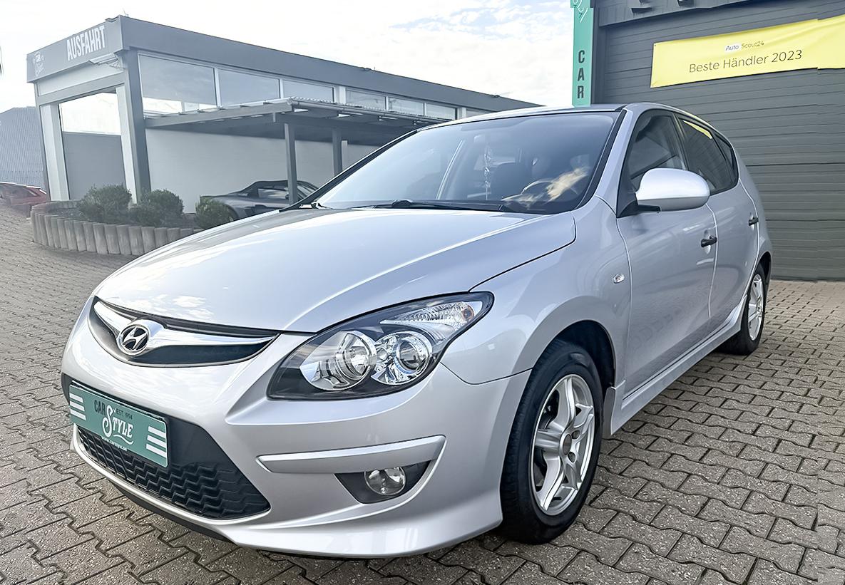 Hyundai i30 1.6 CRDi DPF Classic 